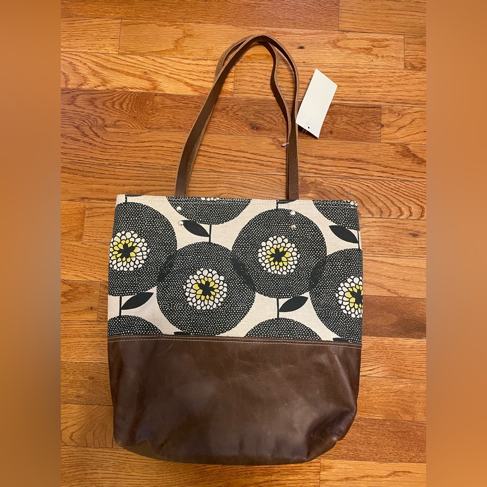 NWT Canvas and Leather Tote Bag